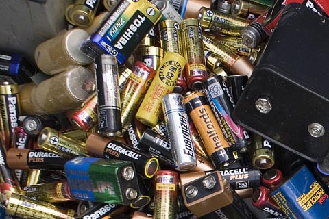 讷河老莱钛酸锂电池回收价格-哪有电池回收-收废弃废铅酸电池